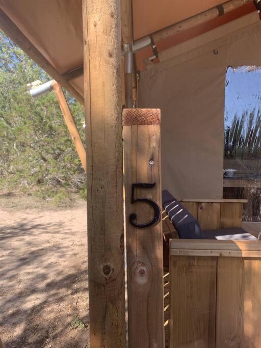 מלון ג'ונסון סיטי 12 Fires Luxury Glamping With Heating #5 מראה חיצוני תמונה
