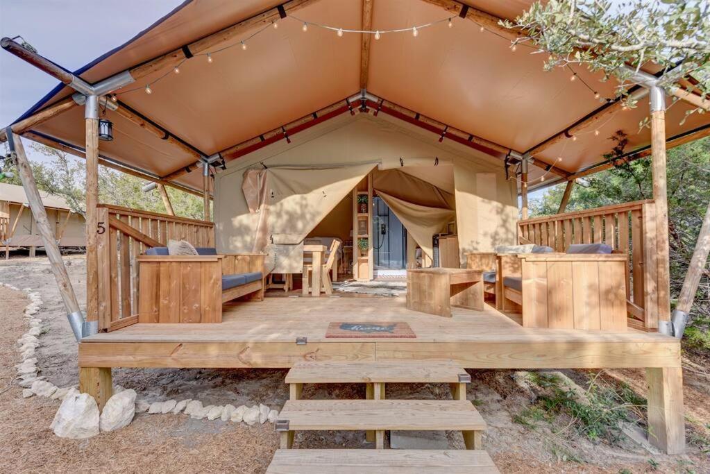 מלון ג'ונסון סיטי 12 Fires Luxury Glamping With Heating #5 מראה חיצוני תמונה